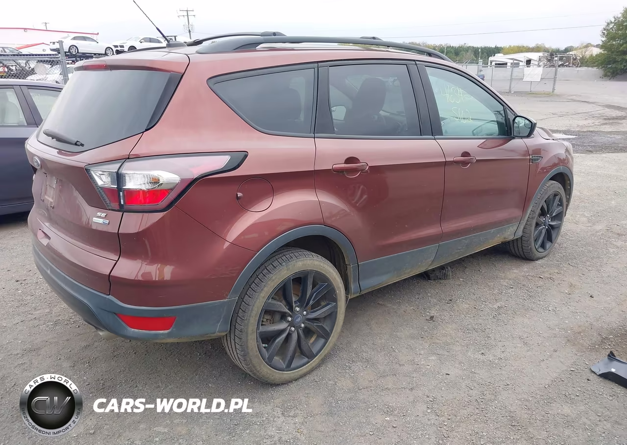 2018 Ford Escape Se VIN:1FMCU9GD6JUB21202 - 4