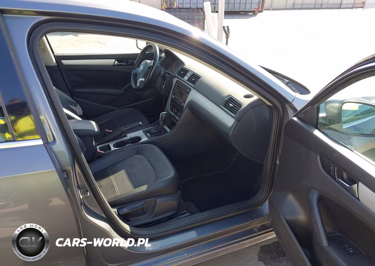 2013 Volkswagen Passat 2.5L Se VIN:1VWBP7A30DC104513 - 5