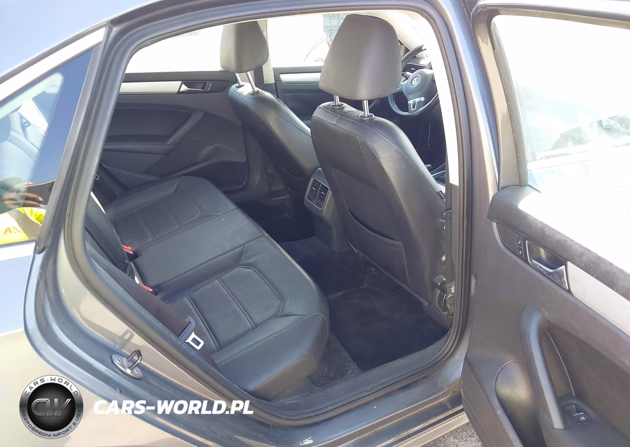 2013 Volkswagen Passat 2.5L Se VIN:1VWBP7A30DC104513 - 8
