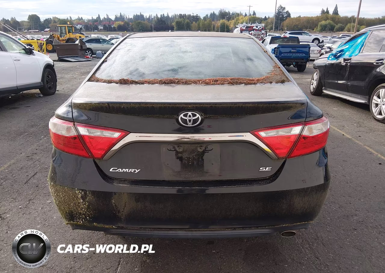 2017 Toyota Camry Se VIN:4T1BF1FK2HU305952 - 16