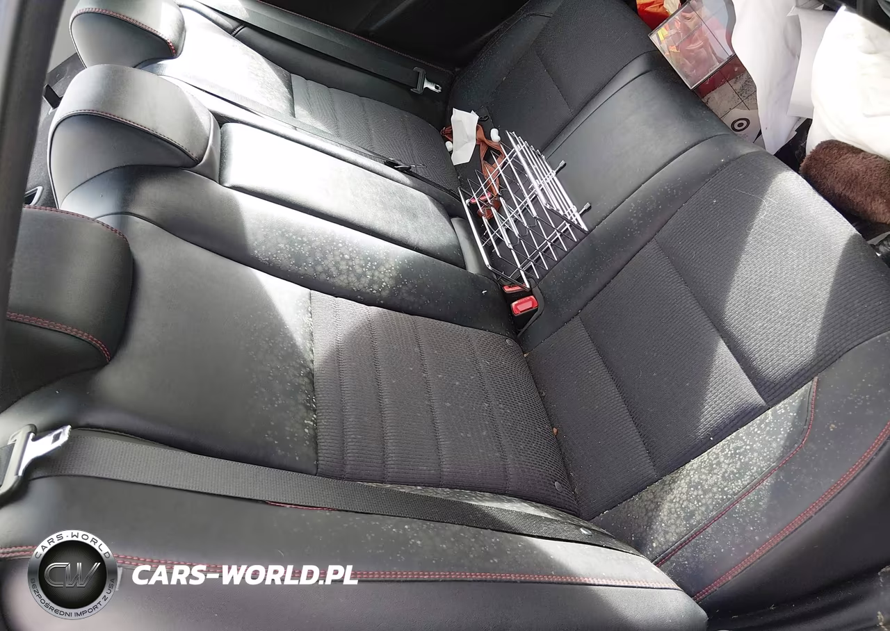2017 Toyota Camry Se VIN:4T1BF1FK2HU305952 - 18