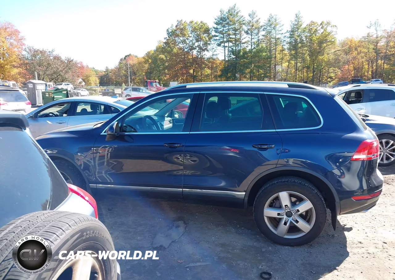 2013 Volkswagen Touareg Tdi Lux VIN:WVGEP9BPXDD005779 - 14