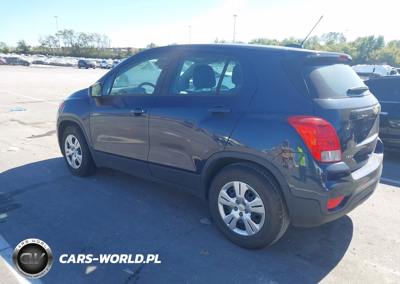 2018 Chevrolet Trax Ls VIN:3GNCJKSB9JL249364 - 3
