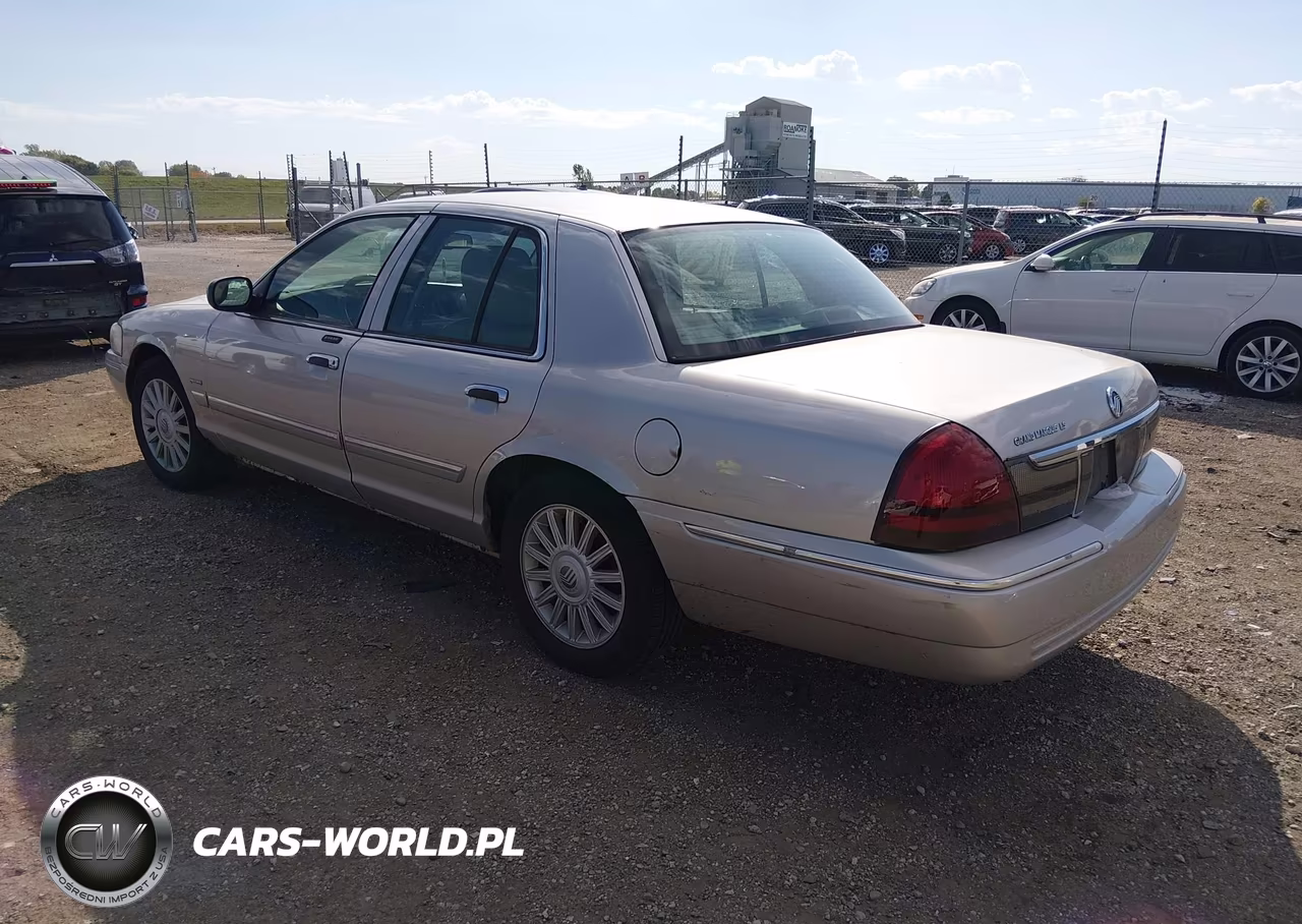 2011 Mercury Grand Marquis Ls (Fleet Only) VIN:2MEBM7FV9BX608143 - 3
