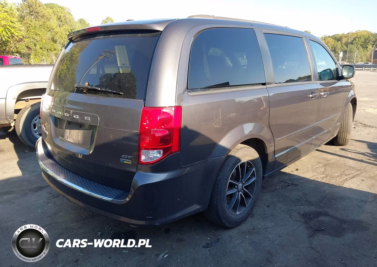 2017 Dodge Grand Caravan Gt VIN:2C4RDGEG2HR862941 - 4