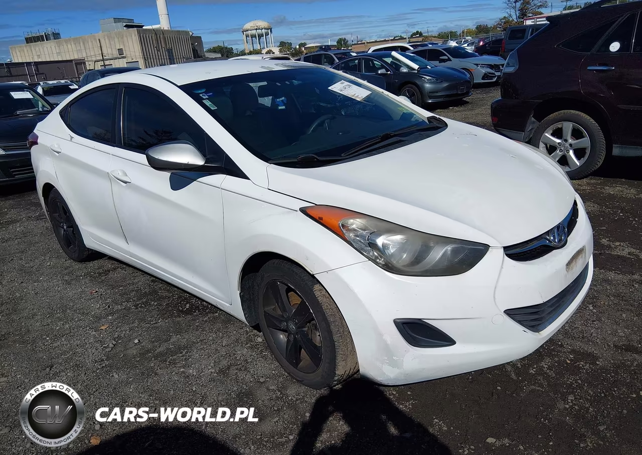 2013 Hyundai Elantra Gls