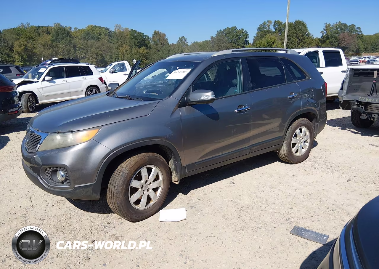 2011 Kia Sorento Lx VIN:5XYKT3A10BG150616 - 2