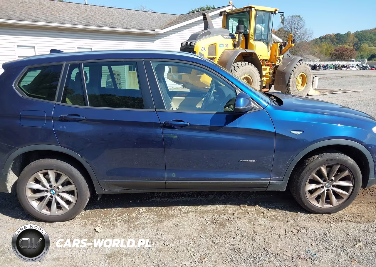 2017 BMW X3 xDrive28I VIN:5UXWX9C55H0T08714 - 14