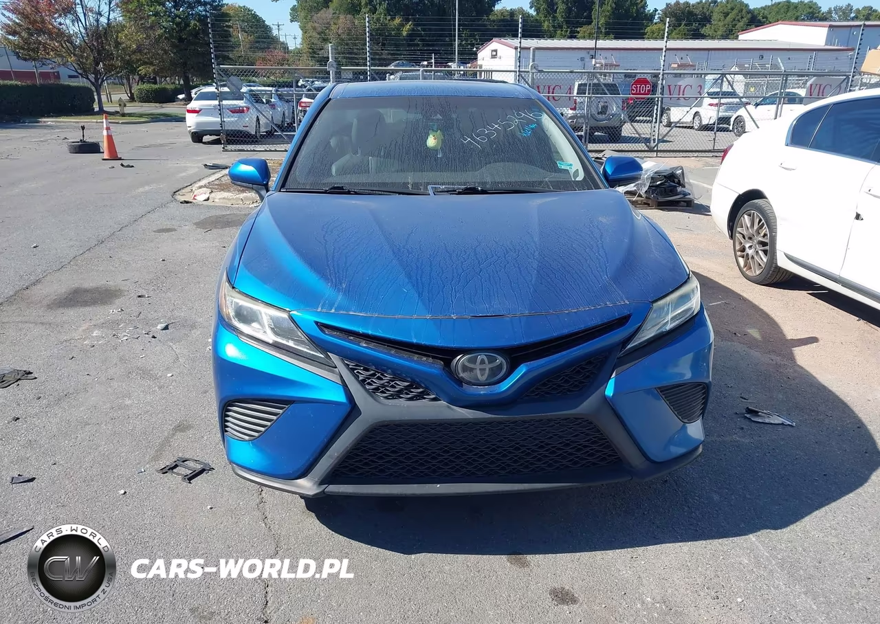 2018 Toyota Camry Se VIN:4T1B11HK0JU097630 - 12