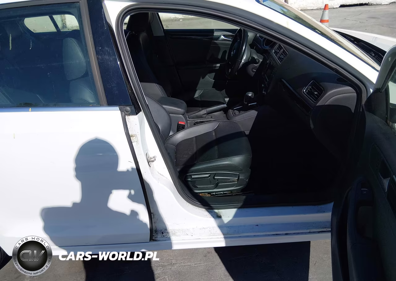 2016 Volkswagen Jetta 1.8T Sel VIN:3VWL17AJ0GM222486 - 5