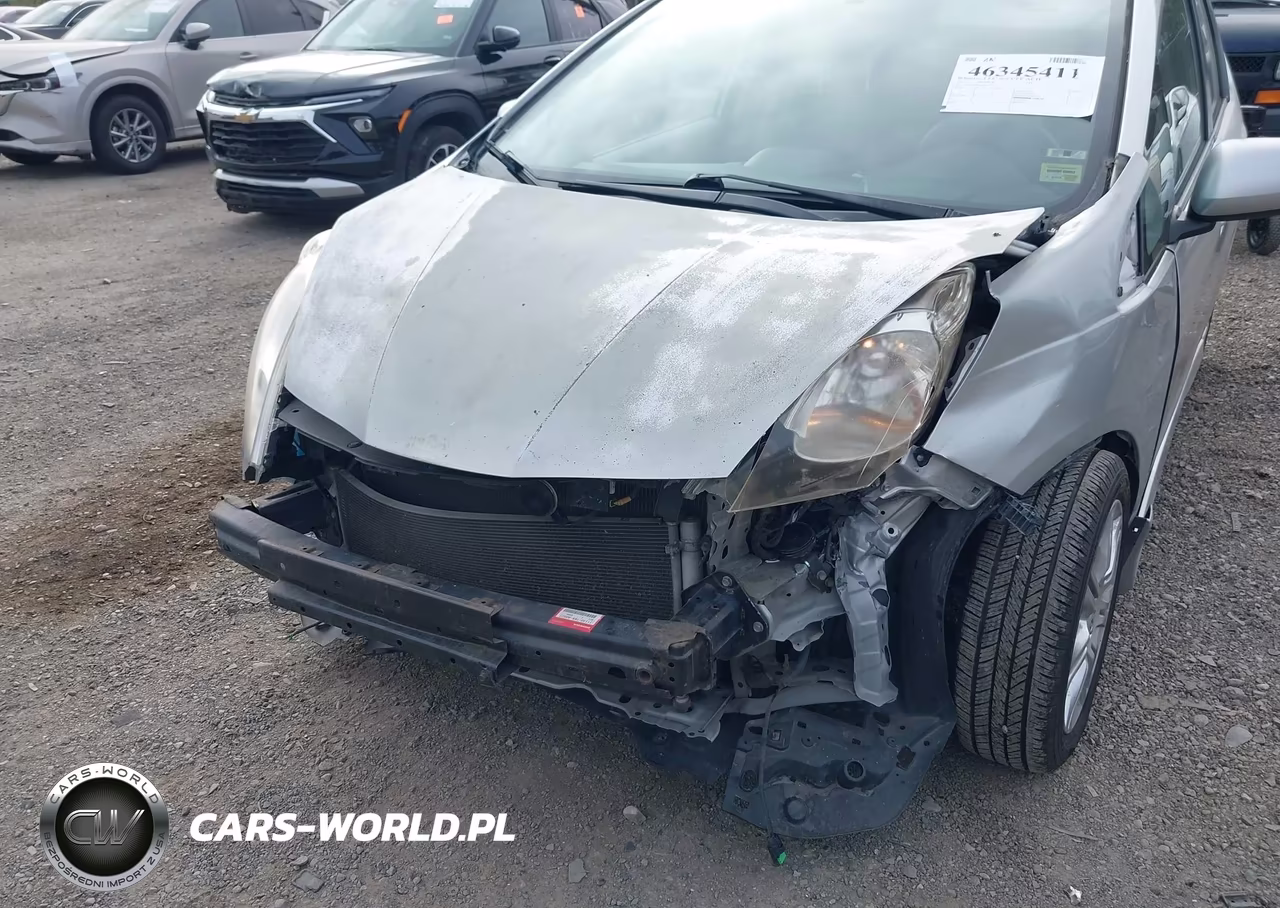 2011 Honda Fit Sport VIN:JHMGE8H51BC017775 - 6
