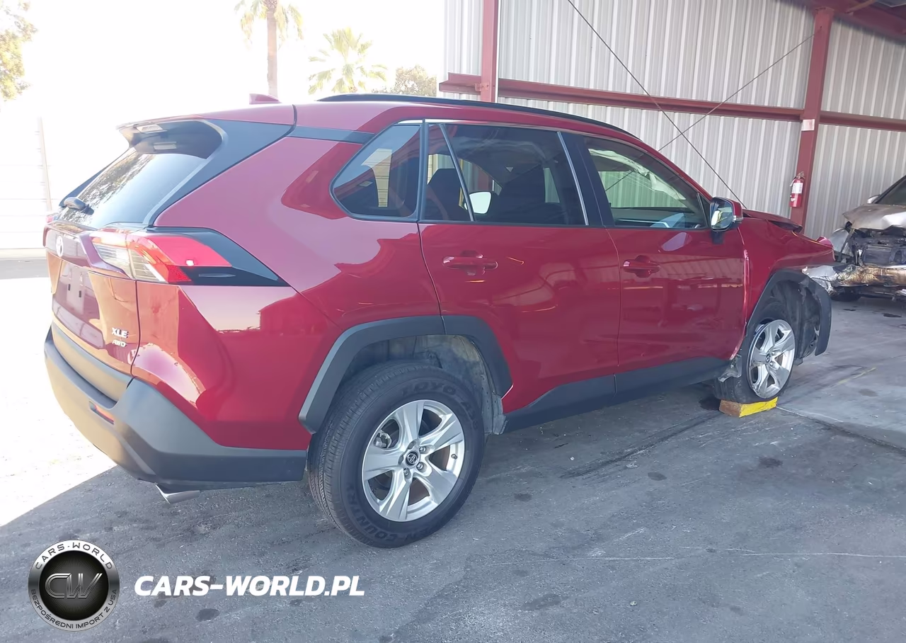 2019 Toyota Rav4 Xle VIN:JTMP1RFV5KD518040 - 4