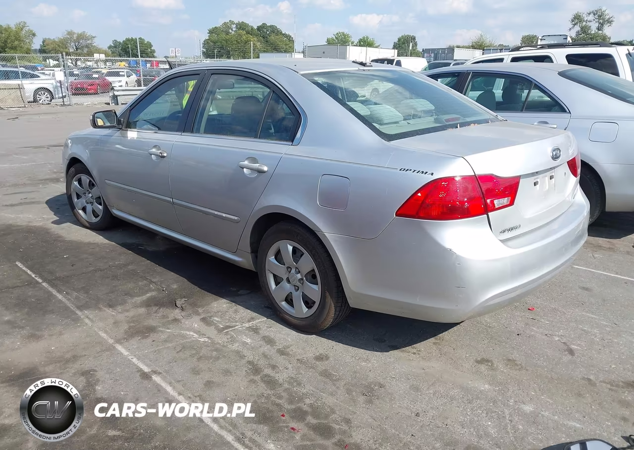 2009 Kia Optima Lx VIN:KNAGE228295296781 - 3