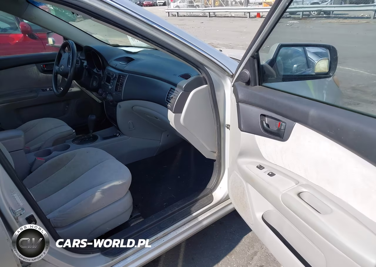 2009 Kia Optima Lx VIN:KNAGE228295296781 - 5