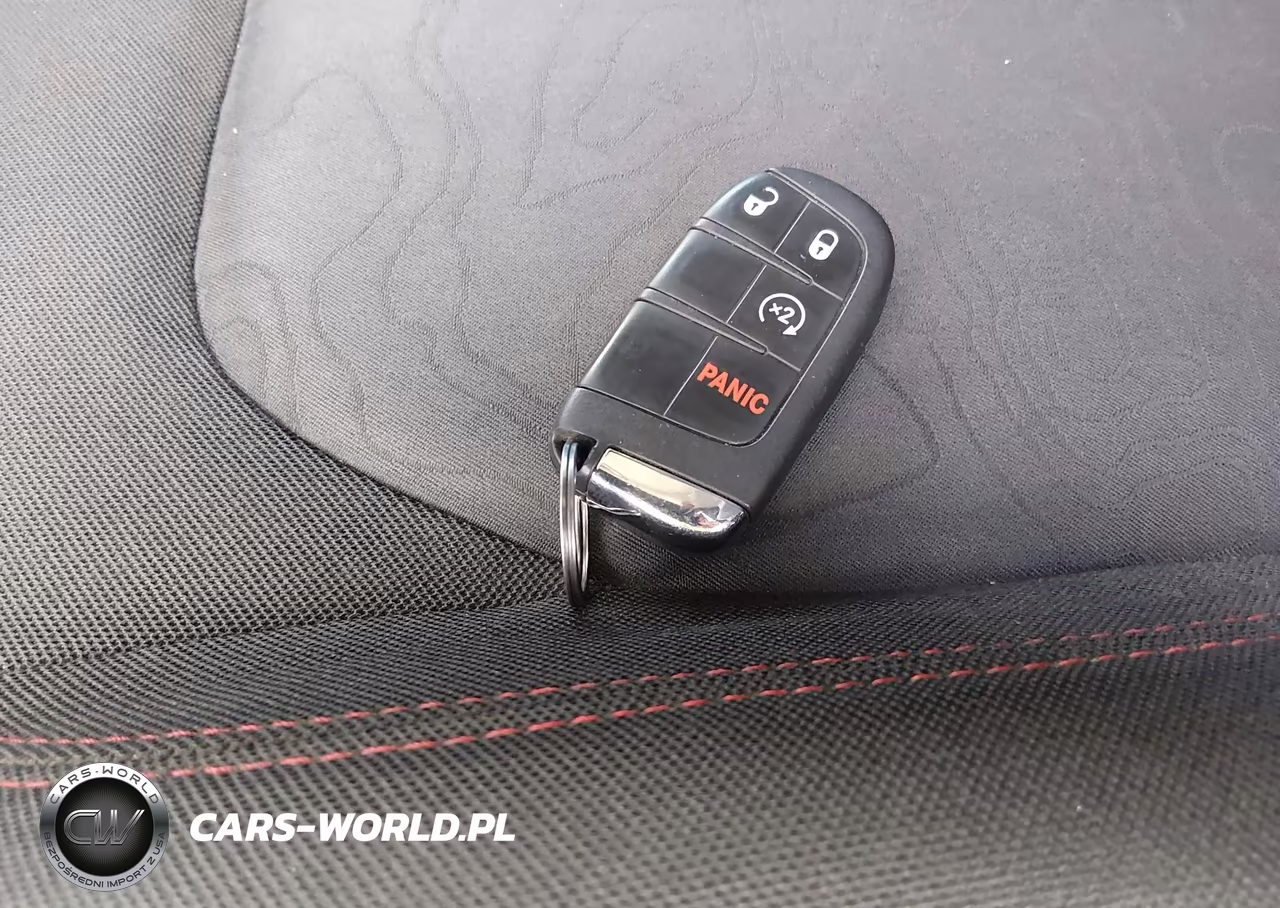 2020 Jeep Renegade Trailhawk 4X4 VIN:ZACNJBC16LPL06375 - 11