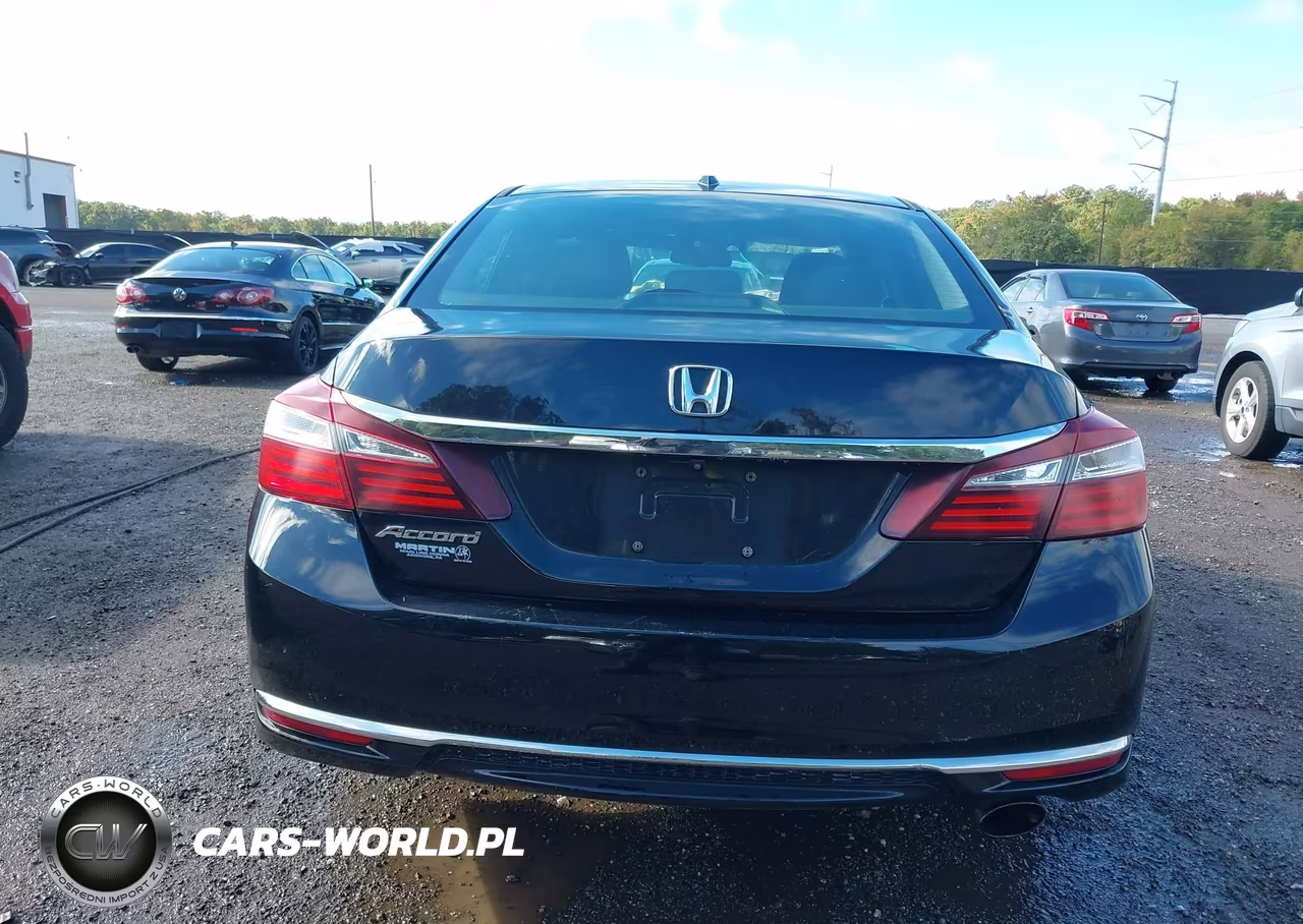 HONDA ACCORD VIN:1HGCR2F79GA147989 - 16