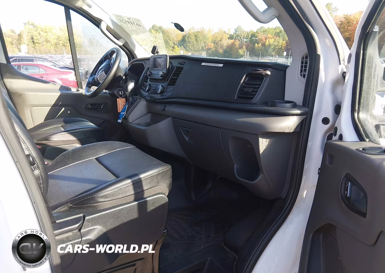 2023 Ford Transit-250 VIN:1FTBR1Y83PKB49208 - 5