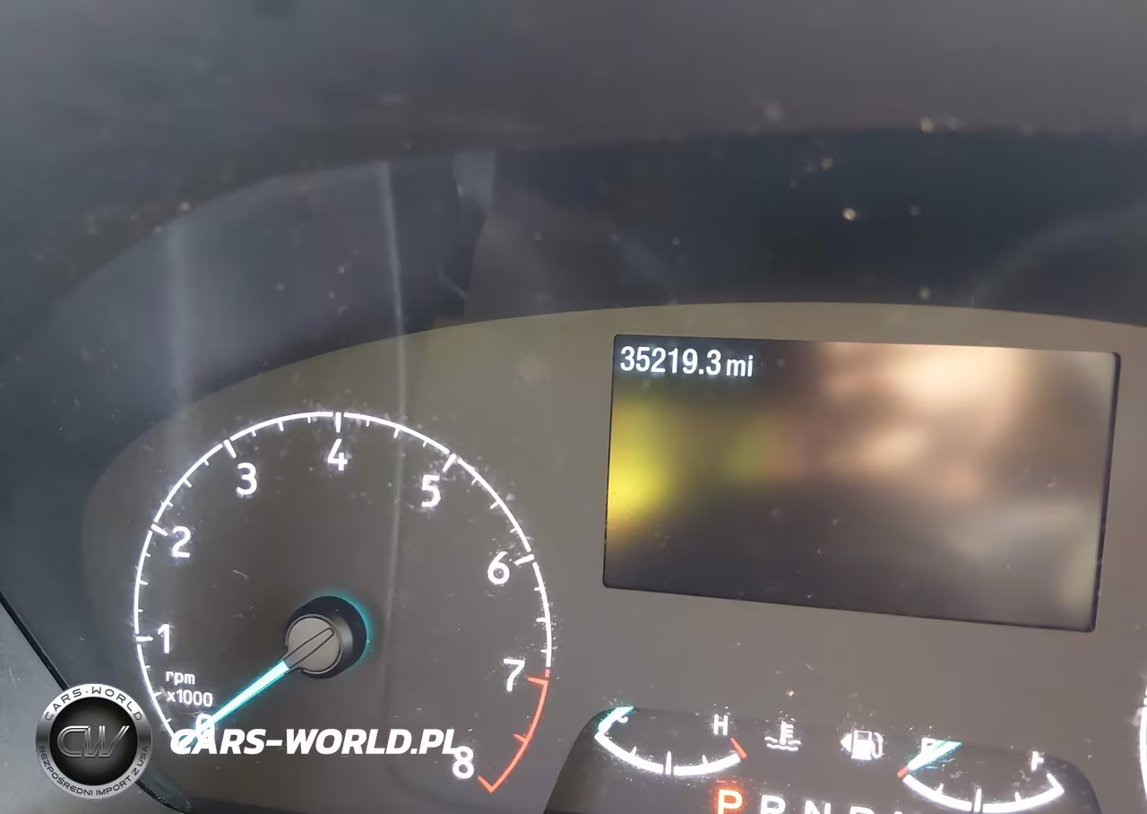 2023 Ford Transit-250 VIN:1FTBR1Y83PKB49208 - 7