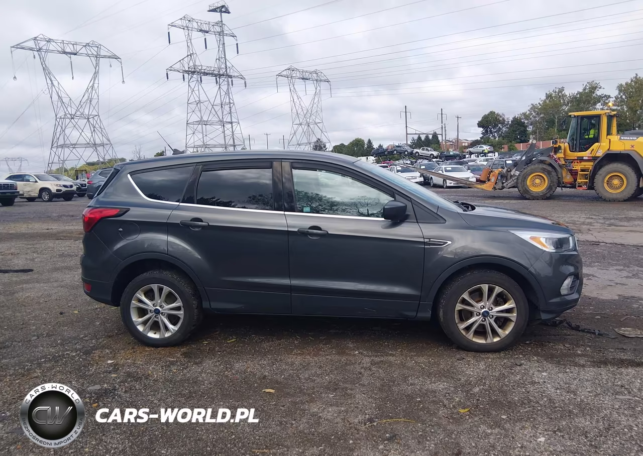 2019 Ford Escape Se VIN:1FMCU9GD1KUB74424 - 13