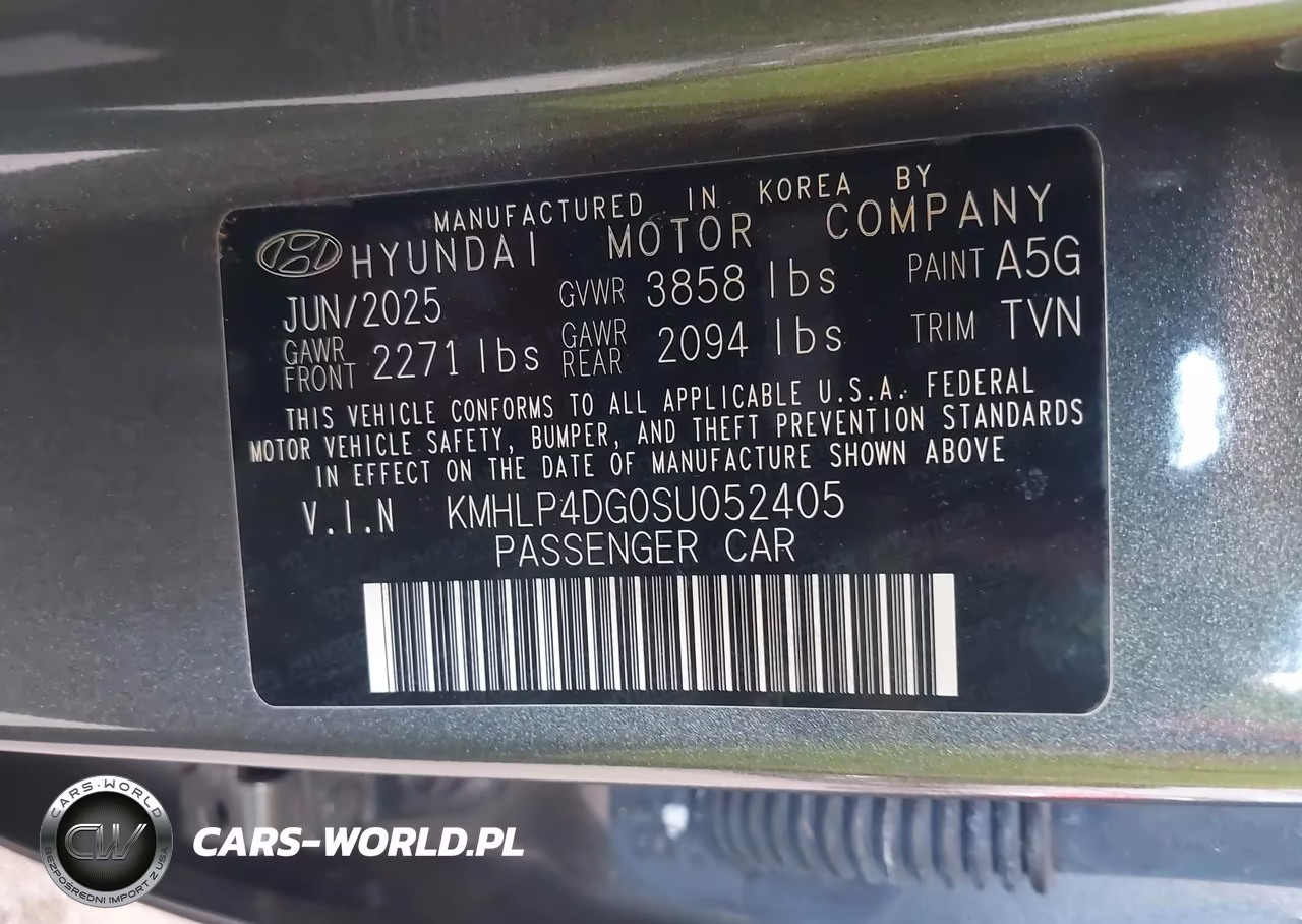2025 Hyundai Elantra Limited VIN:KMHLP4DG0SU052405 - 9