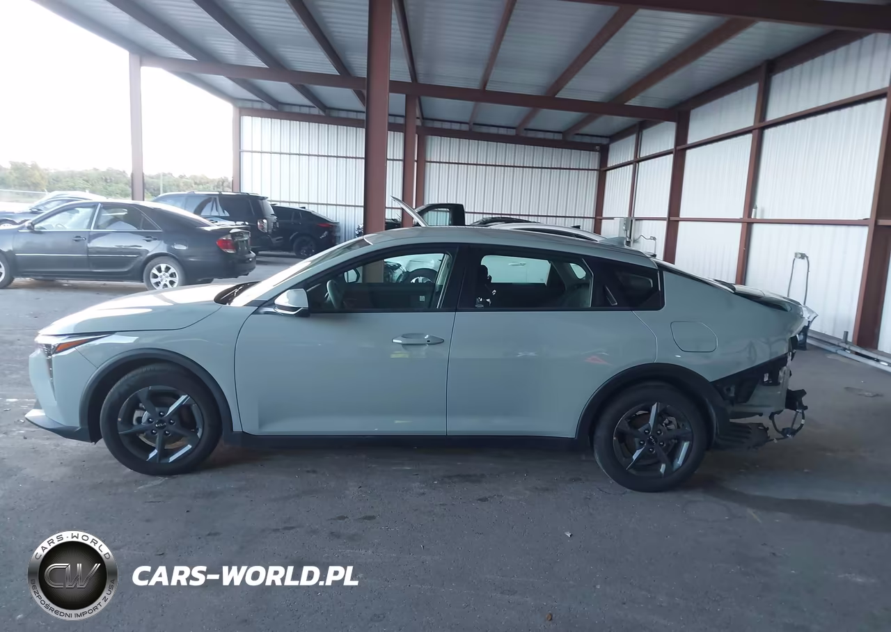 2026 Kia K4 Lxs VIN:3KPFT4DE8TE268627 - 14