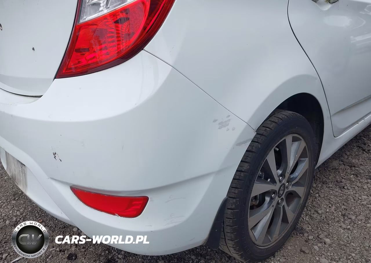 2015 Hyundai Accent Sport VIN:KMHCU5AE4FU203818 - 16