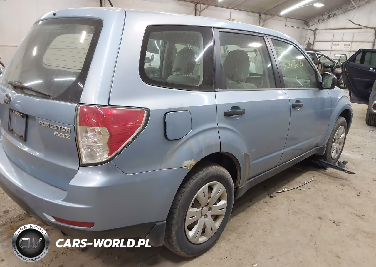 2012 Subaru Forester VIN:JF2SHAACXCG445343 - 4