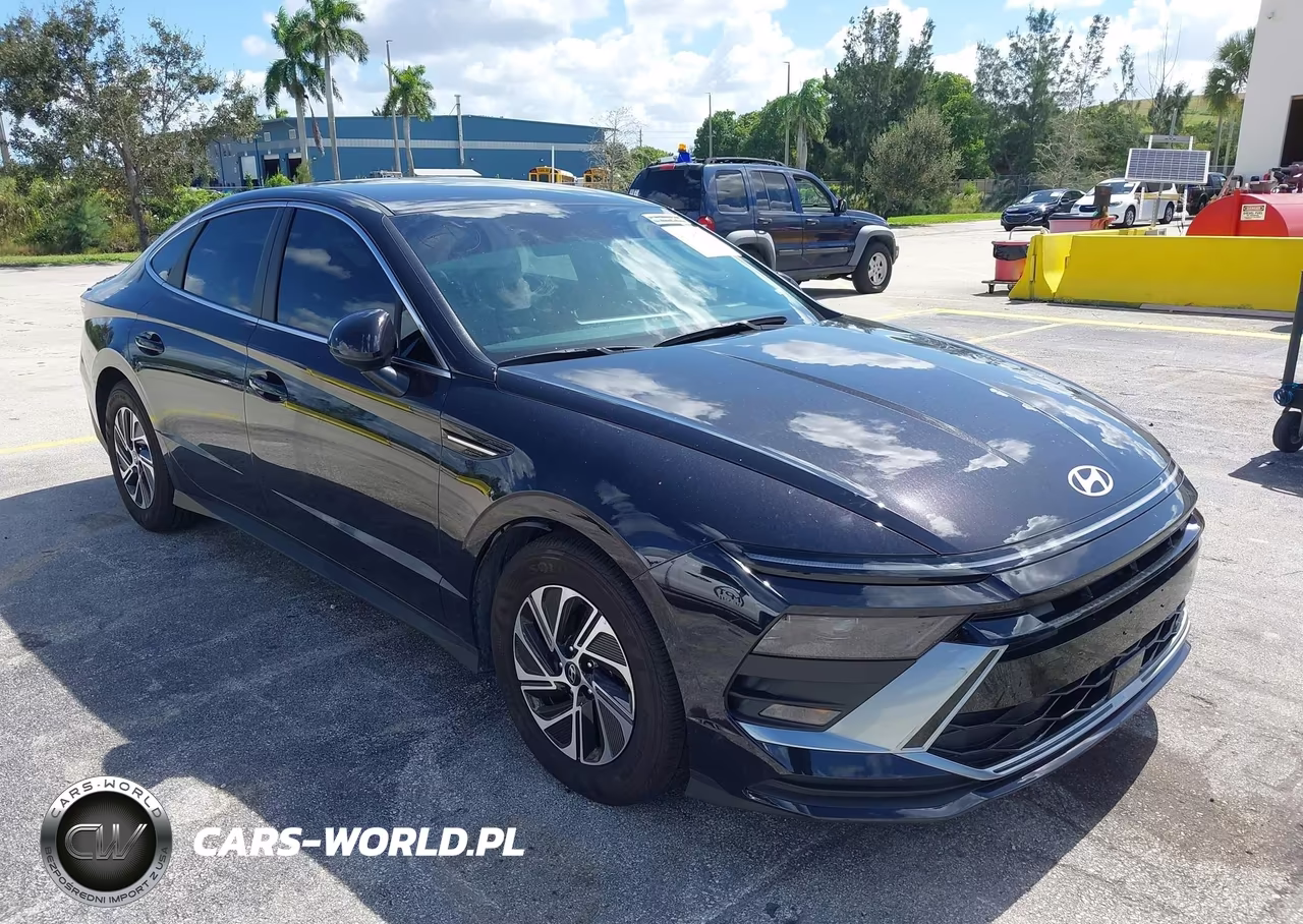 2026 Hyundai Sonata Hybrid Blue