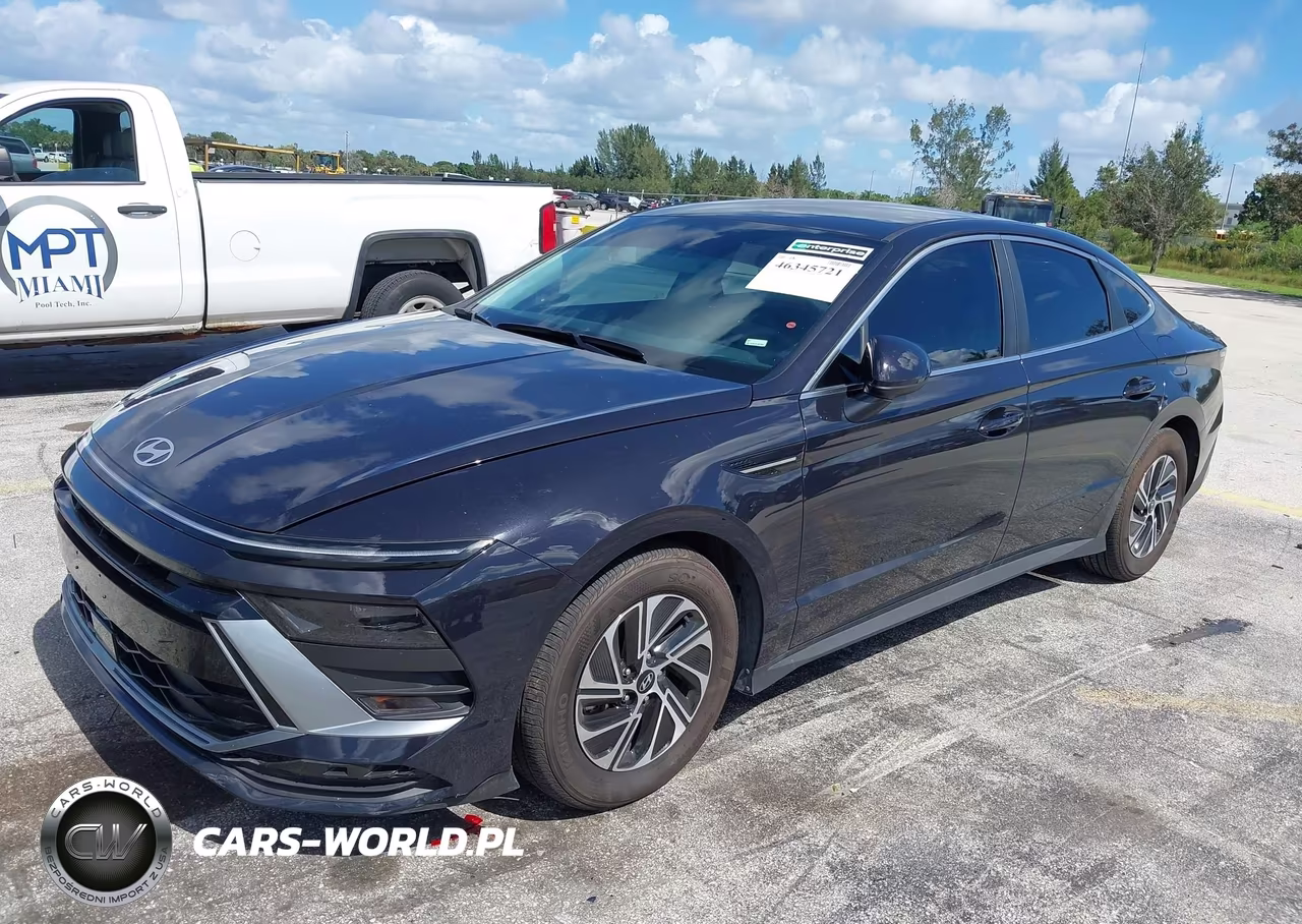 2026 Hyundai Sonata Hybrid Blue VIN:KMHL24JJ4TA168112 - 2