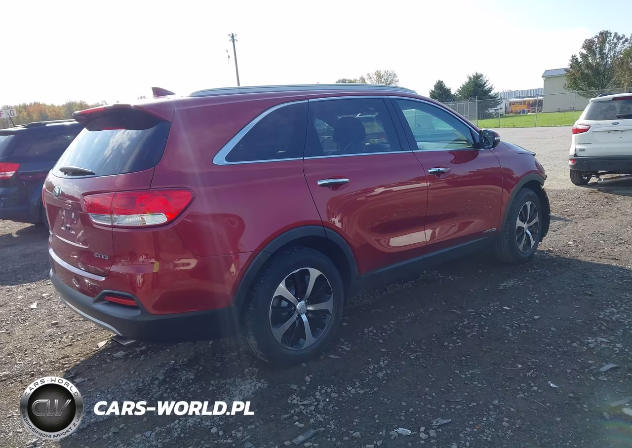 2018 Kia Sorento 3.3L Ex VIN:5XYPHDA52JG376476 - 4