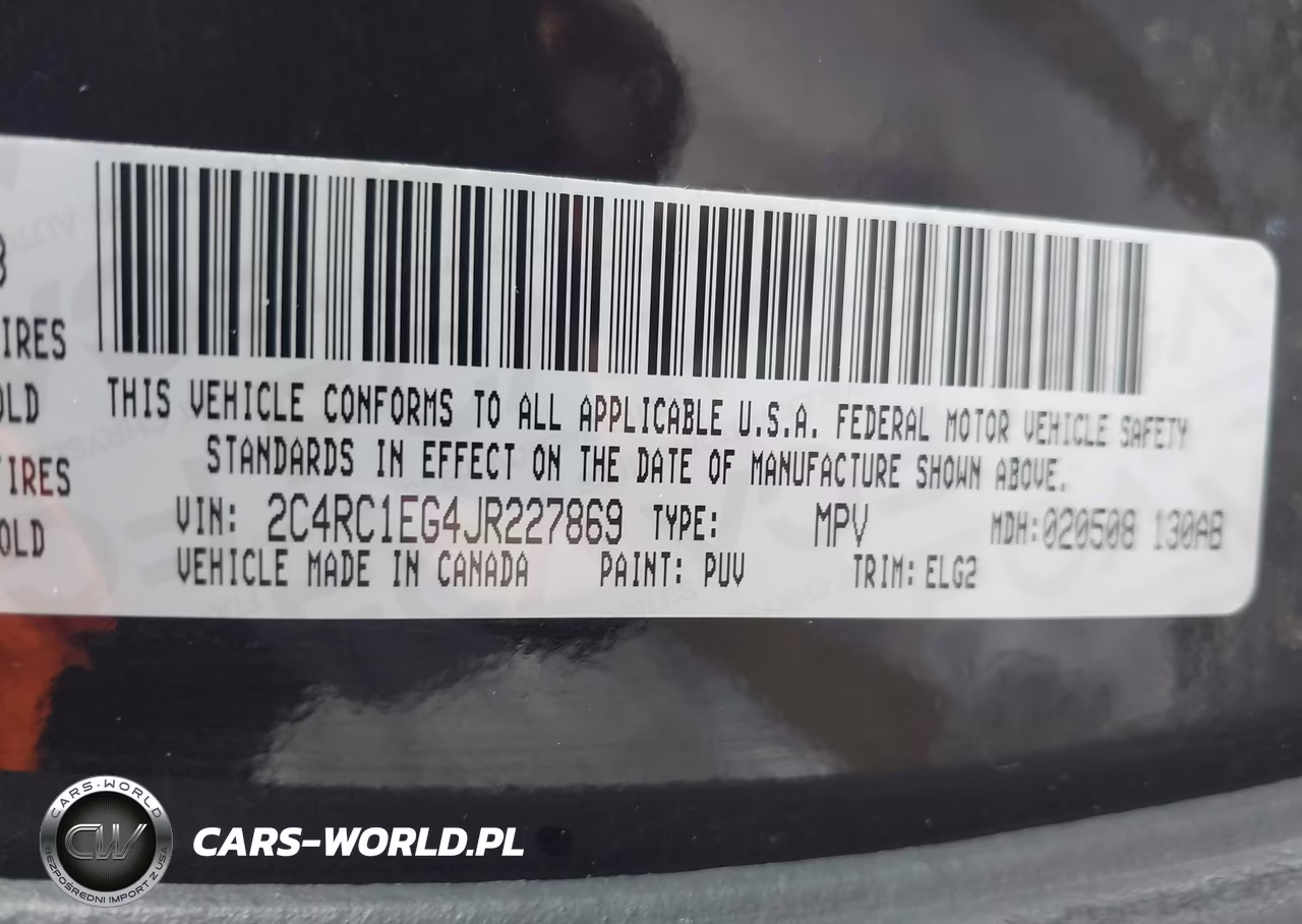 2018 Chrysler Pacifica Touring L Plus VIN:2C4RC1EG4JR227869 - 9