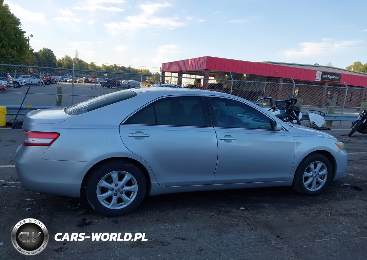 2010 Toyota Camry Le VIN:4T1BF3EK0AU104108 - 14