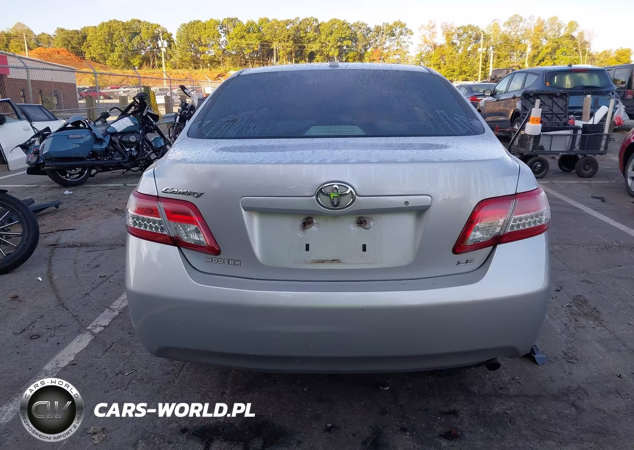 2010 Toyota Camry Le VIN:4T1BF3EK0AU104108 - 17