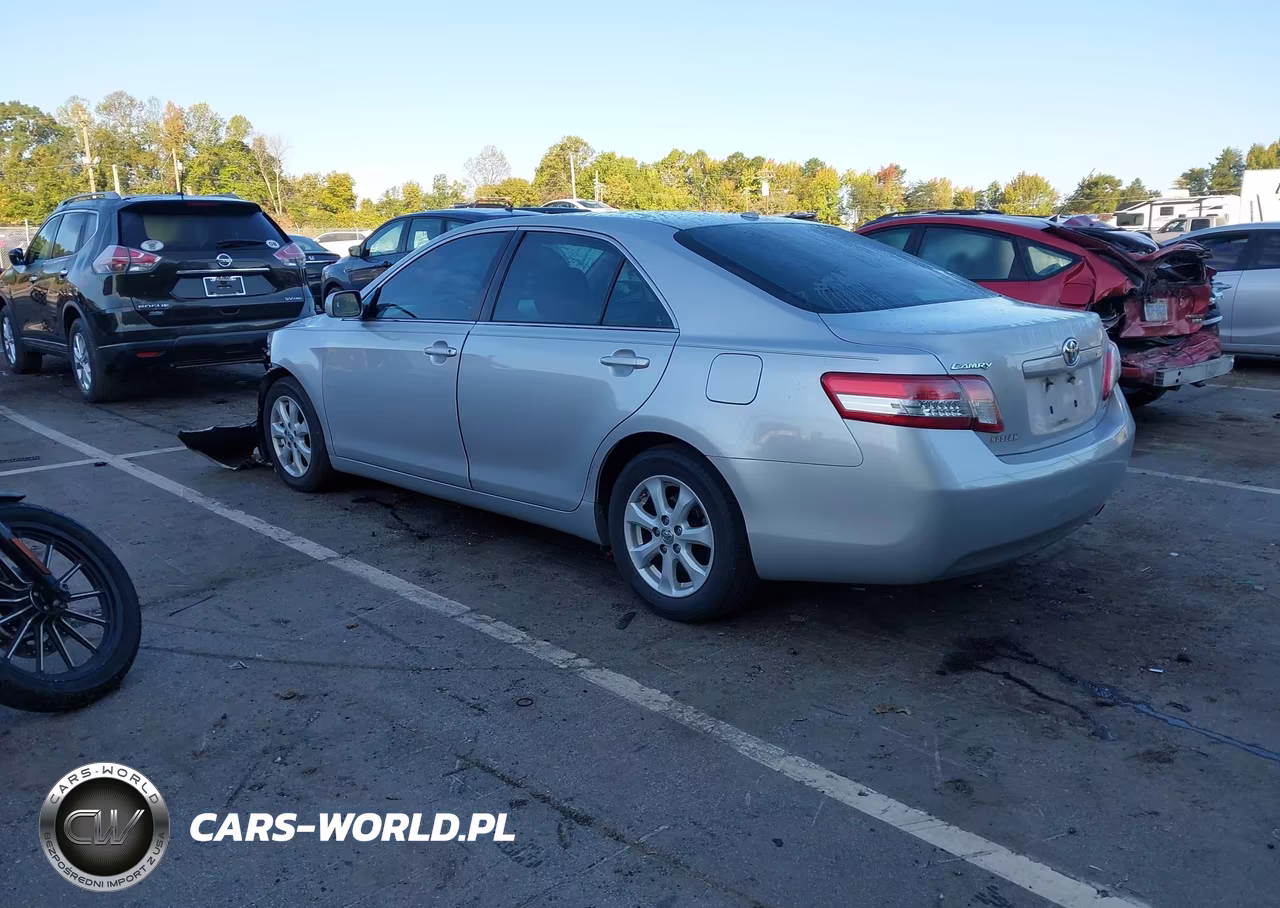 2010 Toyota Camry Le VIN:4T1BF3EK0AU104108 - 3