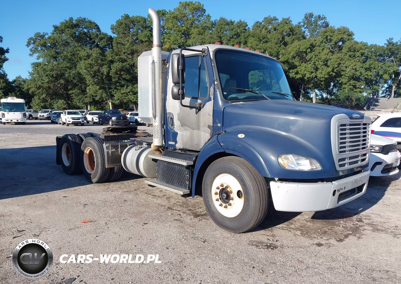 2012 Freightliner M2 112 Medium Duty VIN:1FUJC5DV6CHBH5817 - 1