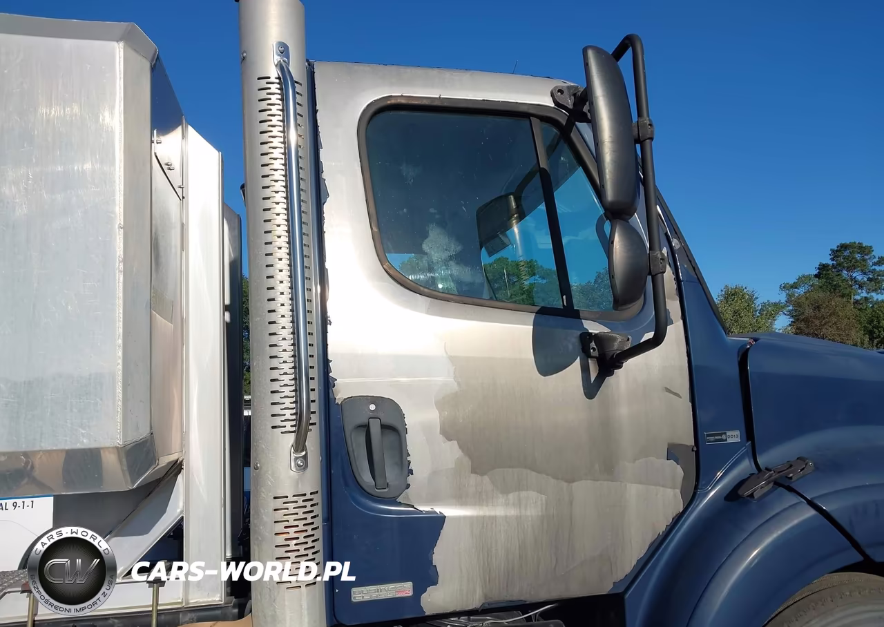 2012 Freightliner M2 112 Medium Duty VIN:1FUJC5DV6CHBH5817 - 14