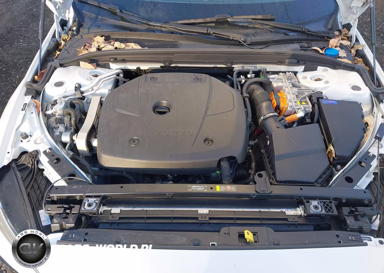 2024 Volvo S60 Recharge Plug-In Hybrid T8 Ultimate Black Edition VIN:7JRH60FJ8RG304149 - 10