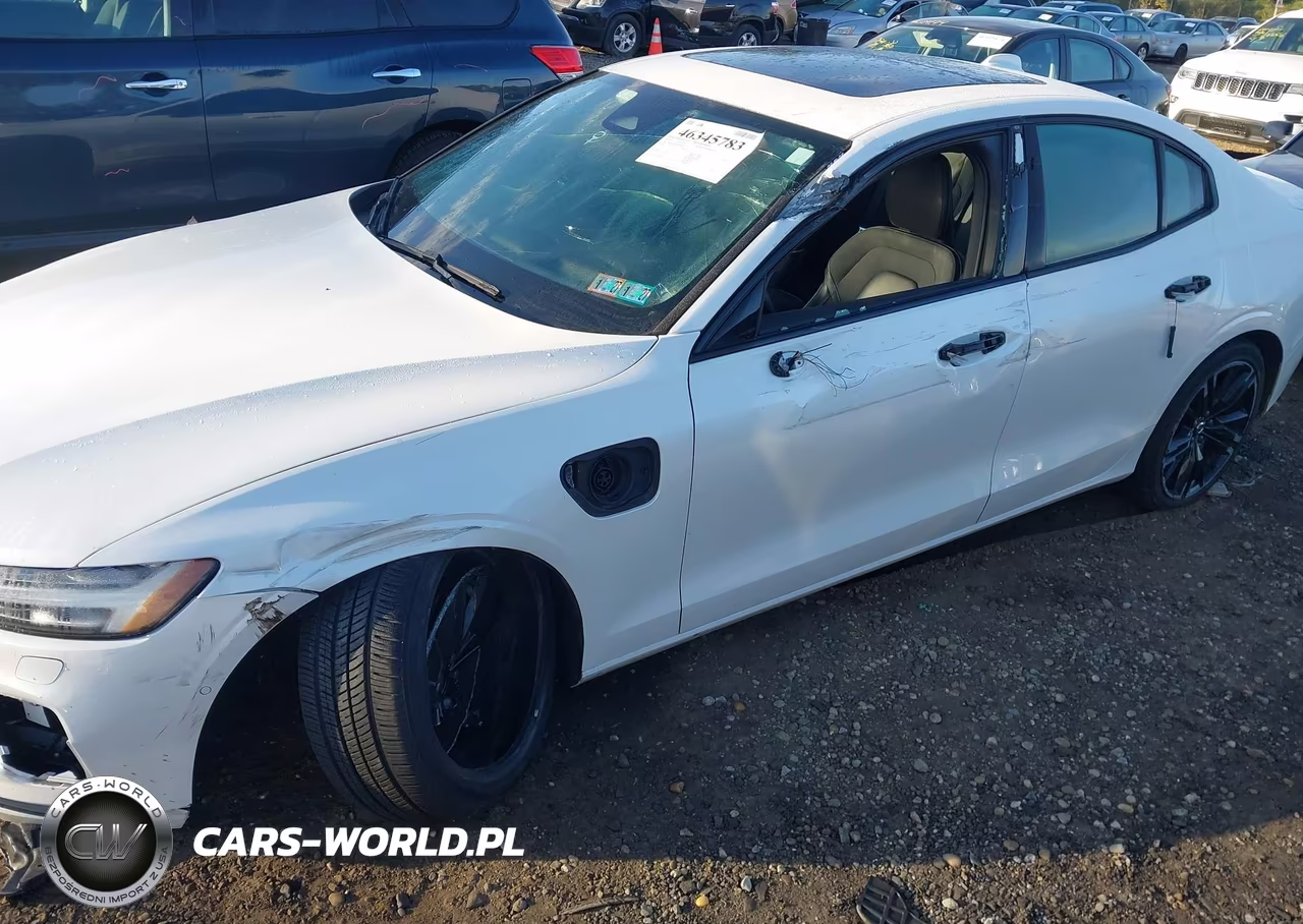 2024 Volvo S60 Recharge Plug-In Hybrid T8 Ultimate Black Edition VIN:7JRH60FJ8RG304149 - 6
