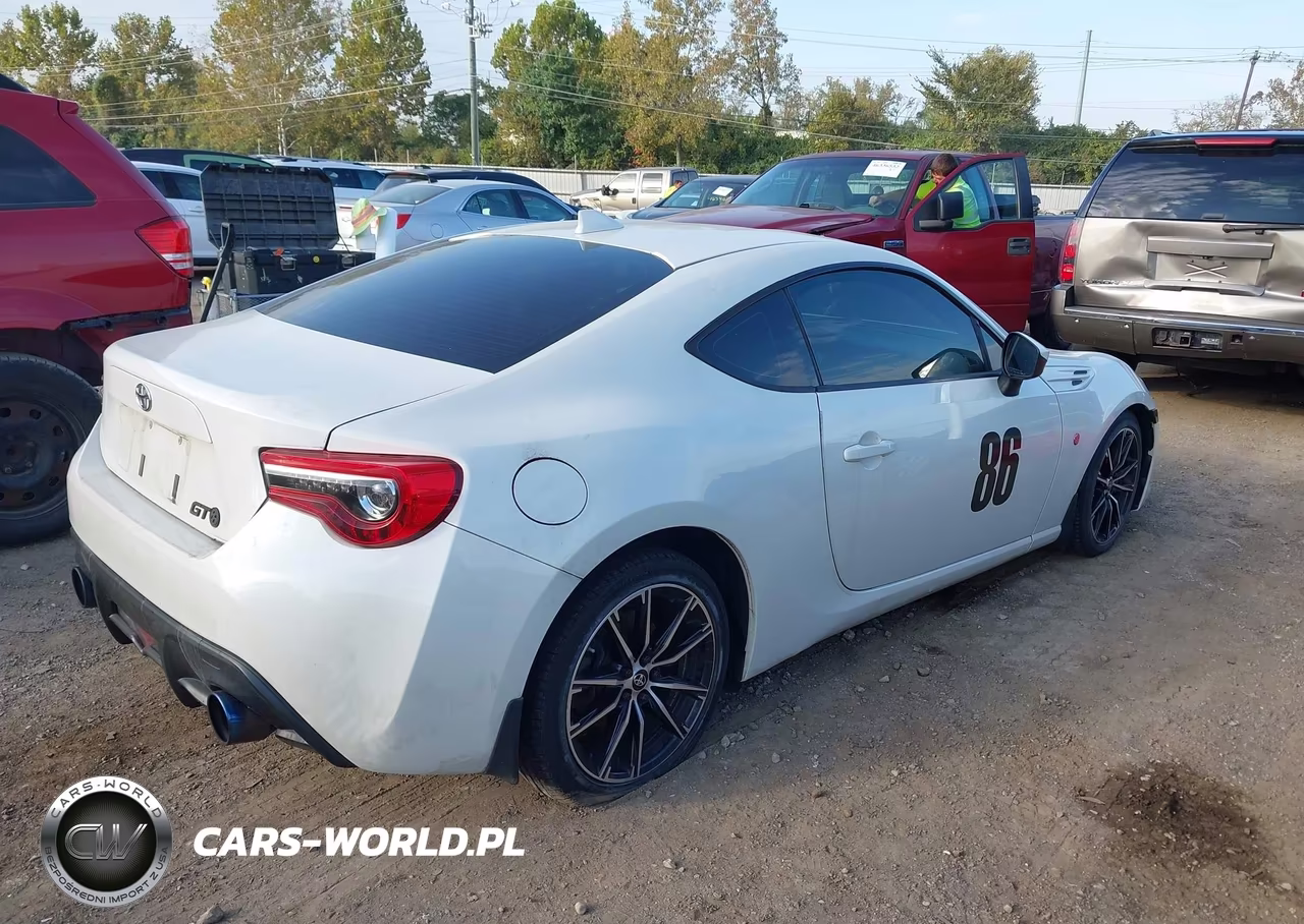 2017 Toyota 86 VIN:JF1ZNAA13H9701361 - 4
