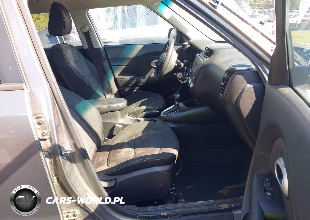 2015 Kia Soul + VIN:KNDJP3A52F7181484 - 5