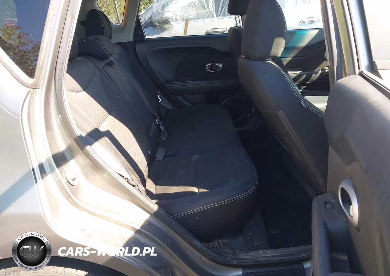 2015 Kia Soul + VIN:KNDJP3A52F7181484 - 8