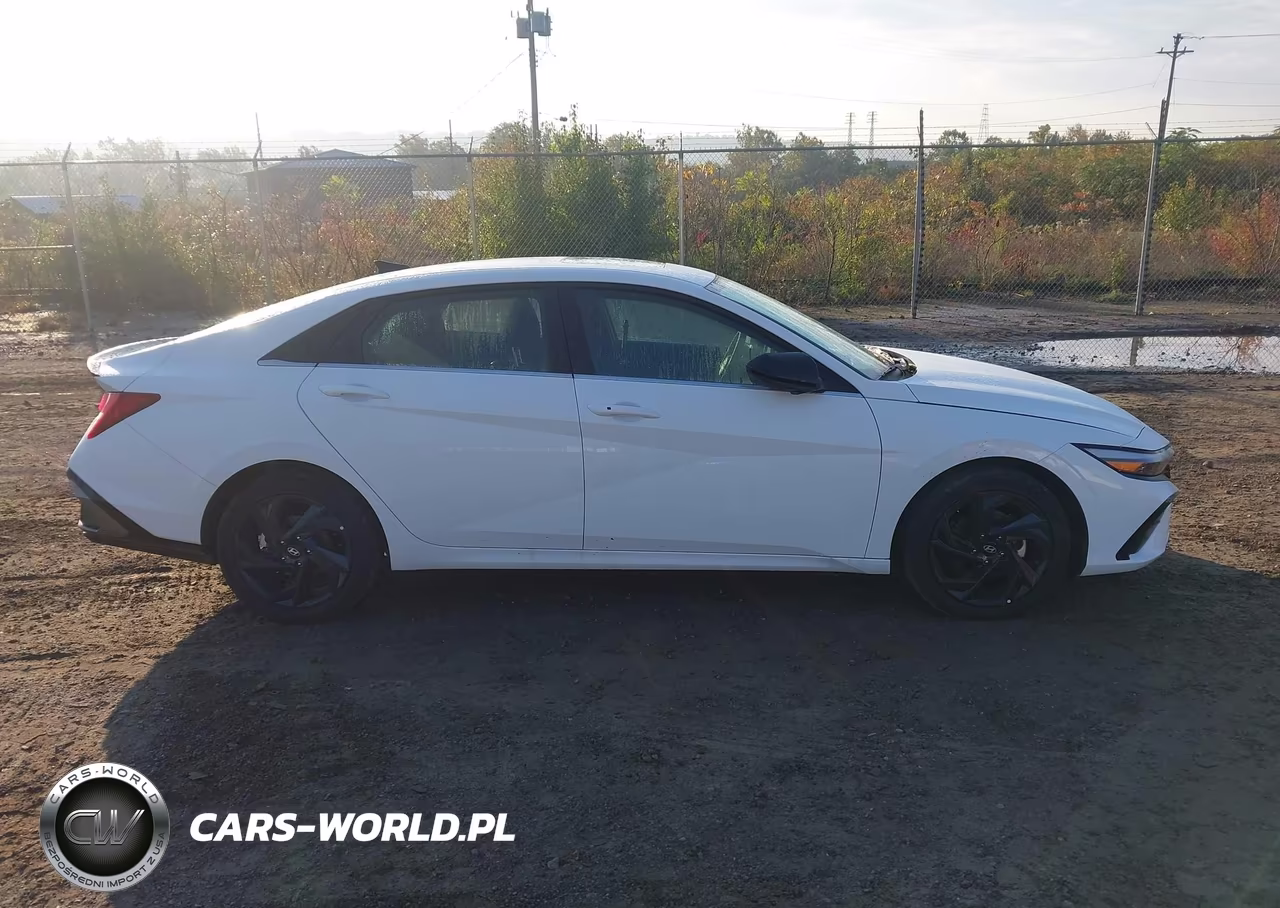 2026 Hyundai Elantra Sel Sport Premium VIN:KMHLS4DG1TU129945 - 13