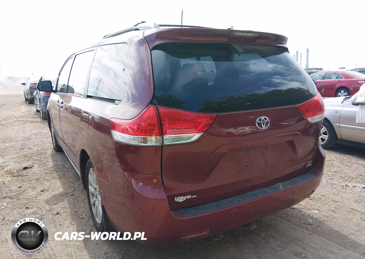 2013 Toyota Sienna Xle 7 Passenger VIN:5TDDK3DC7DS061074 - 3