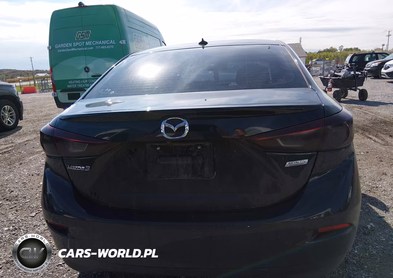 2018 Mazda Mazda3 Touring VIN:3MZBN1V3XJM231857 - 16