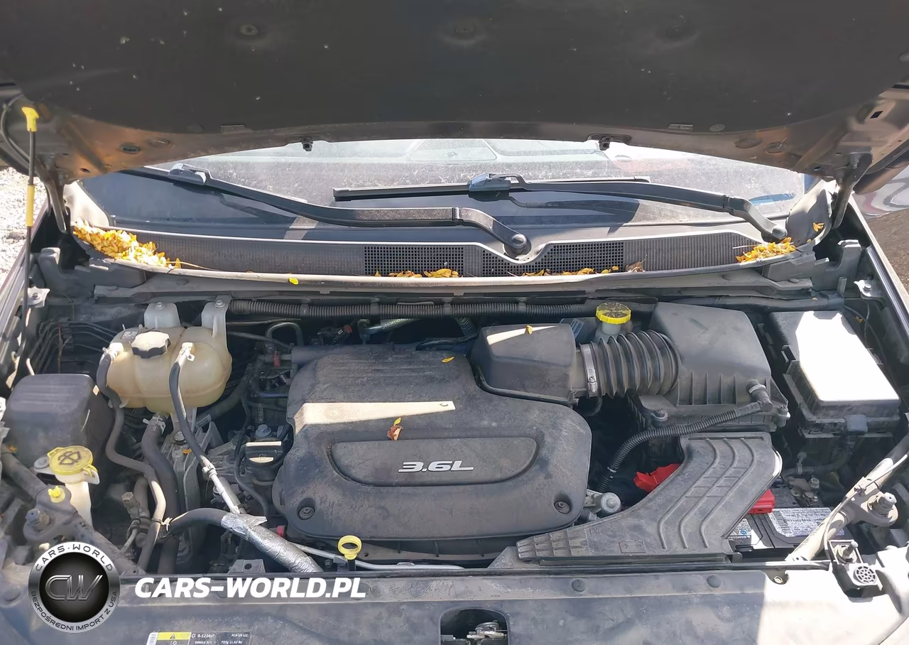 2017 Chrysler Pacifica Touring Plus VIN:2C4RC1BG7HR788405 - 10