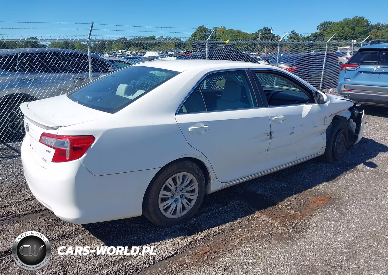 2012 Toyota Camry Le VIN:4T4BF1FK7CR204623 - 4