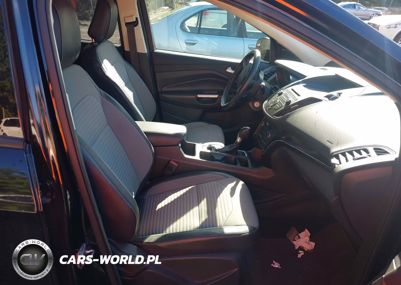 2018 Ford Escape Se VIN:1FMCU0GD8JUC67550 - 5