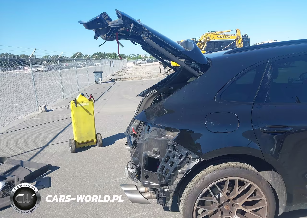 2020 Porsche Macan S VIN:WP1AB2A50LLB34920 - 18