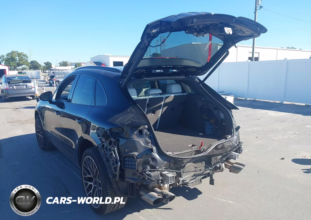 2020 Porsche Macan S VIN:WP1AB2A50LLB34920 - 3
