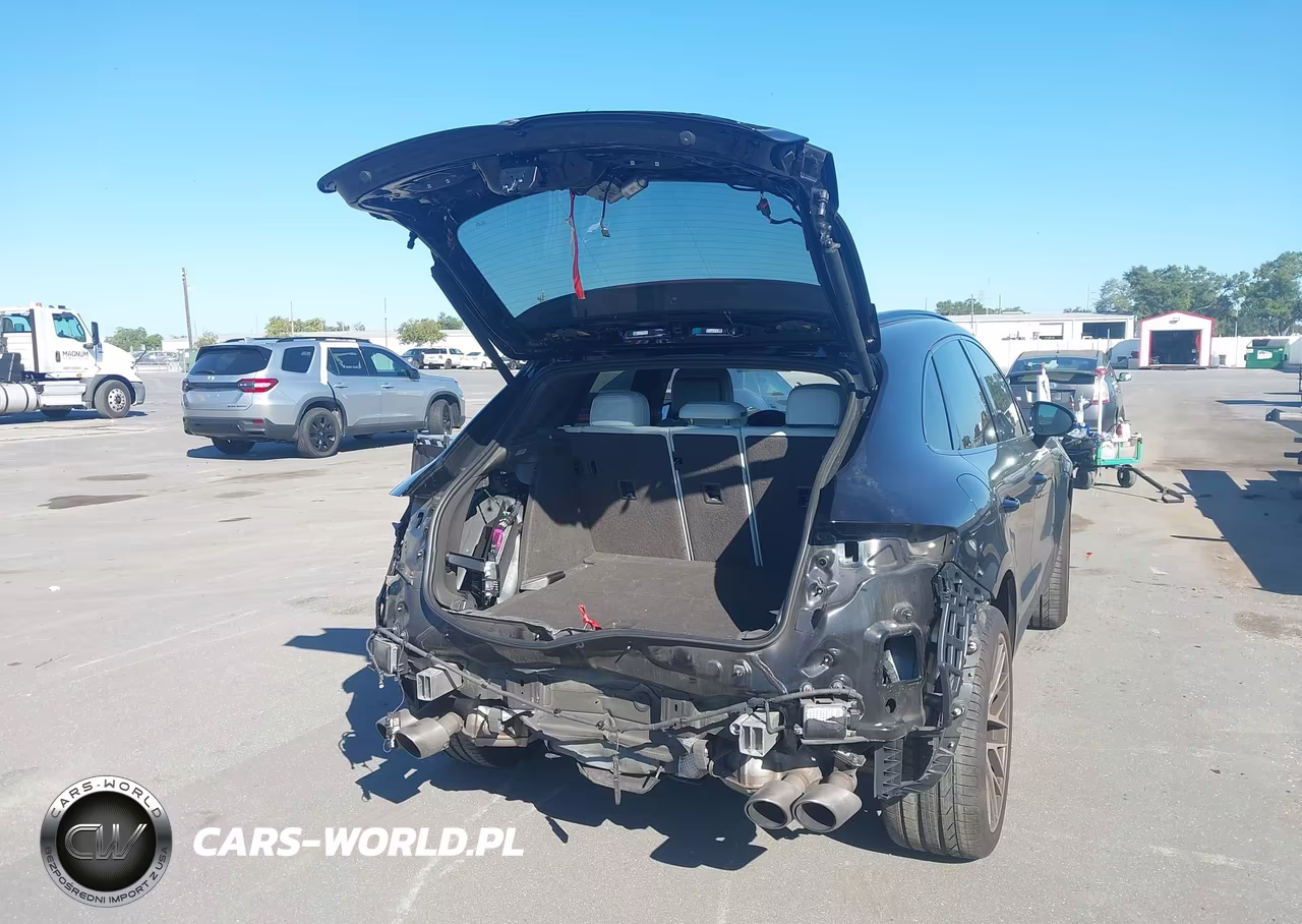2020 Porsche Macan S VIN:WP1AB2A50LLB34920 - 4